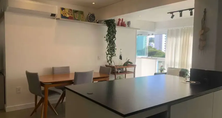 Quadra mar com 2 dormitórios e 1 vaga de garagem e área de lazer - barra norte balneário camboriú/sc