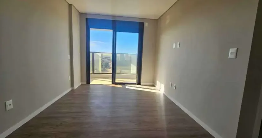 Apartamento sem mobilia com 3 dormitórios sendo 2 suítes e 3 vagas de garagem em itajaí