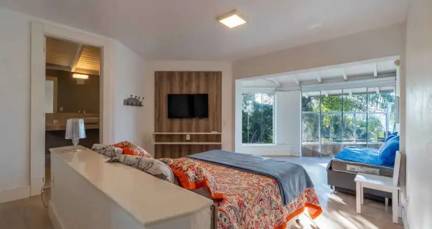 Casa vista mar com 6 dormitórios sendo 4 suítes em canajurê, florianópolis/sc