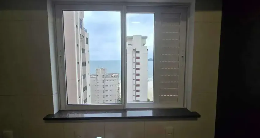Aparta quadra mar 3 suítes sendo 1 com sacada e vista para o mar e 2 vagas, balneário camboriú/sc