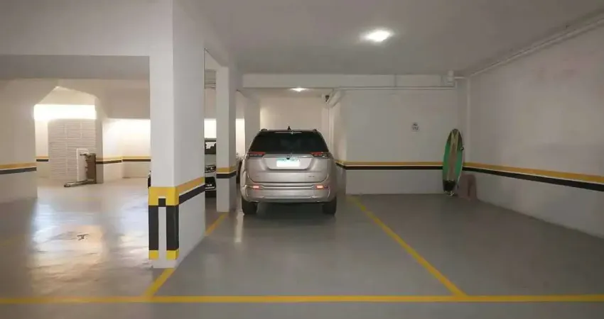 Apartamento de alto padrão mobiliado com 3 dormitórios 2 vagas em  pioneiros -balneário camboriú/sc