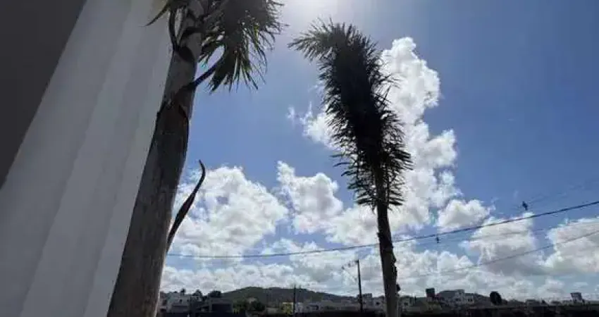 Casa alto padrão em condomínio fechado, 4 suítes sendo 1 master e 4 vagas, em camboriú/sc