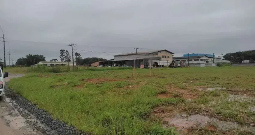 Terreno em área industrial com  2.200m² no bairro porto grande, em araquari/sc.