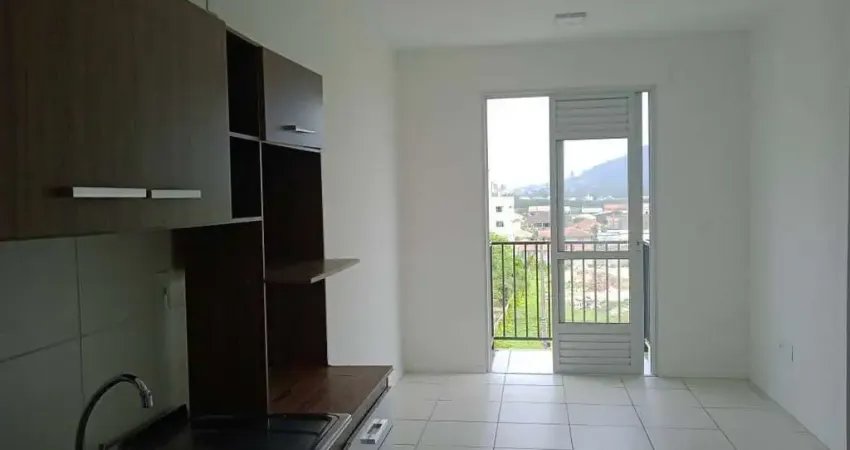 Apartamento com 2 quartos para alugar na Praia João Rosa, Biguaçu 