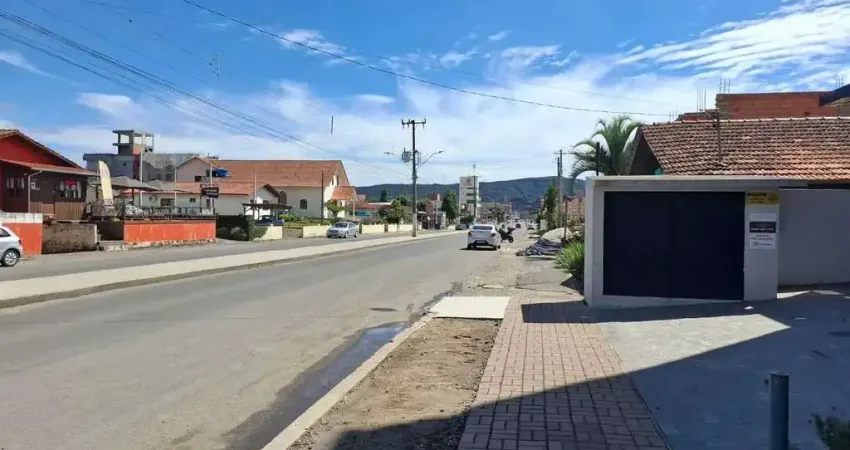 Apartamento com 2 dormitórios sendo 1 suíte e 1 vaga de garagem em urubici/sc