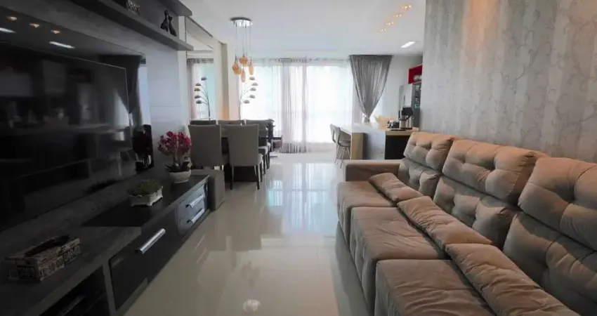 Apartamento com 3 dormitórios sendo 1 suíte e 2 vagas de garagem em balneário camboriú/sc