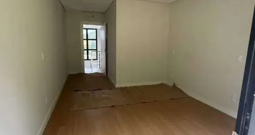 Casa com 3 dormitórios sendo 3 suítes e 2 vagas de garagem em joinville/sc