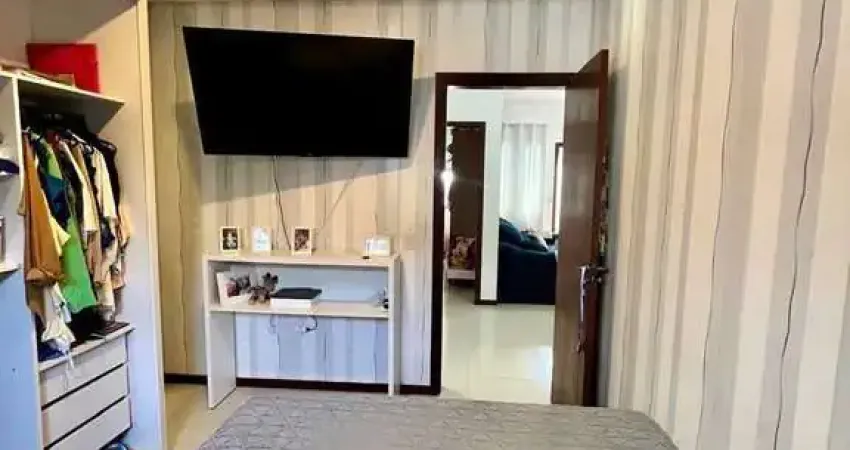 Casa geminada de 2 quartos no bairro espinheiros, em itajaí/sc