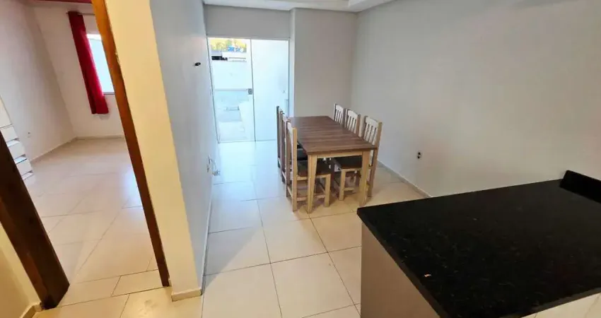 Apartamento semi mobiliado com 2 dormitórios e 1 vaga no santa regina em camboriú/sc