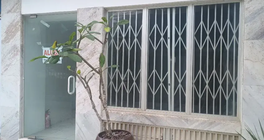 Linda Loja na Barra com 45m2 , Perto do Farol da Barra