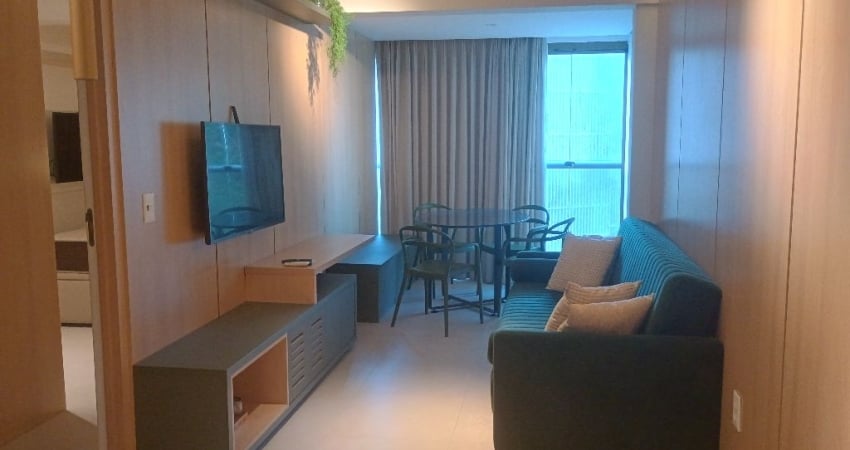 Lindo Apartamento Mobiliado Beach class ,Ondina ,01 Vaga de Garagem .