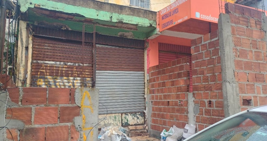 Ponto Comercial na Avenida Garibaldi , Perto da Praia Rio Vermelho .