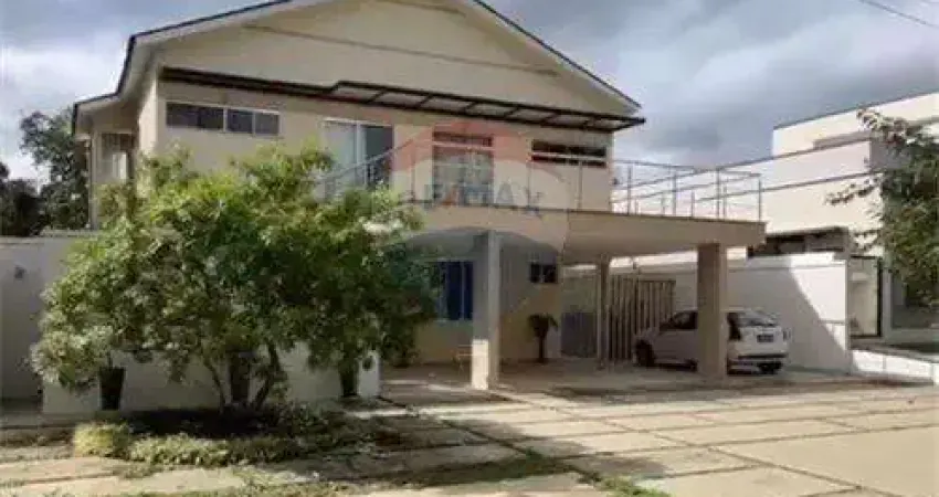 Casa à venda Alphaville 2, 406 m², 05 dormitórios sendo 04 suítes, bairro Ponta Negra - Manaus/AM.