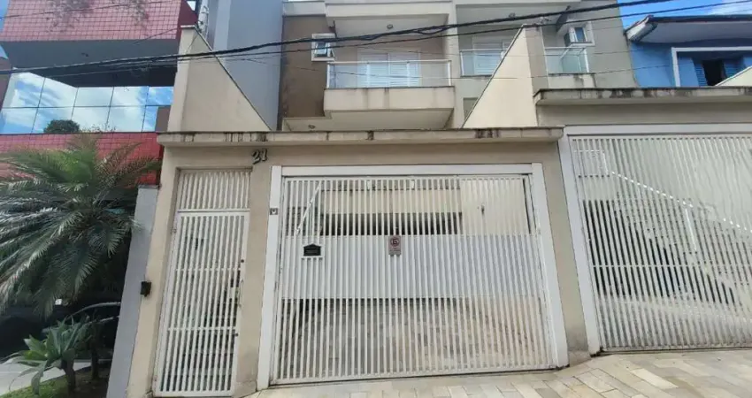 Sobrado para venda em Santa Terezinha com 3 quartos, sendo 3 suítes, 245.8m²