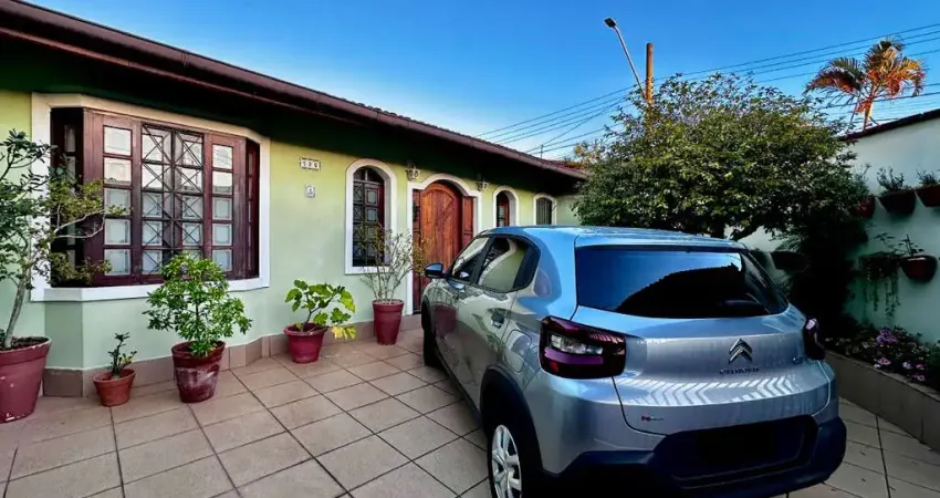 Casa tipo para venda em Vila Friburgo com 3 quartos, sendo 1 suíte, 118m²