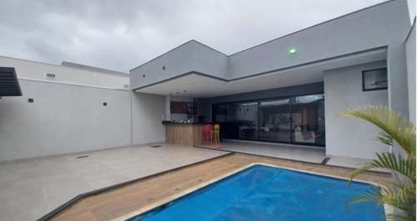 Casa de vila para venda com 2 quartos, sendo 2 suítes, 114m²