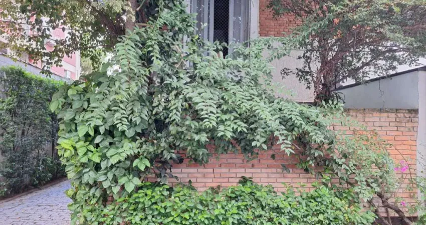 Casa de vila para venda em Vila Olímpia com 3 quartos, sendo 2 suítes, 207m²