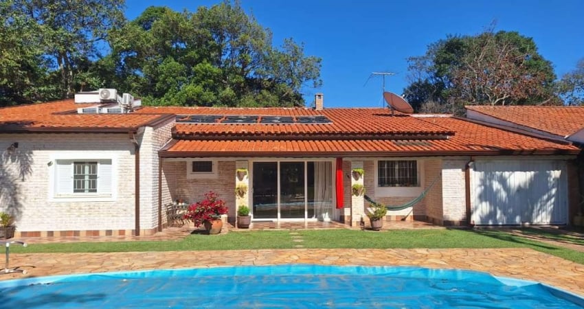 Casa tipo para venda em Caixa D´Água com 3 quartos, sendo 2 suítes, 237m²