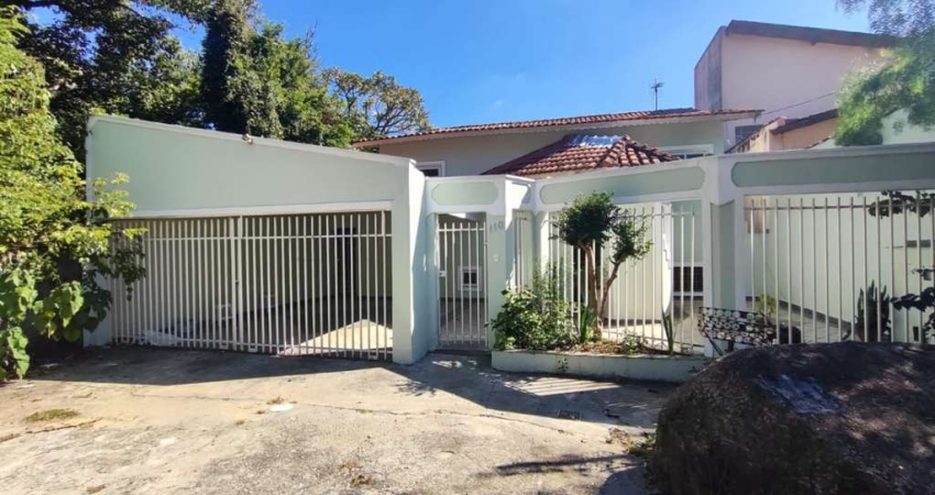 Casa tipo para venda com 3 quartos, sendo 1 suíte, 339m²