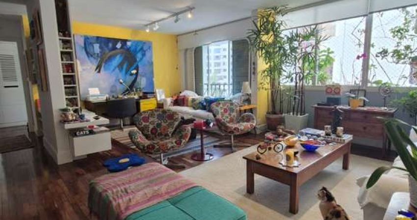 Apartamento tipo para venda em Vila Nova Conceição com 2 quartos, sendo 1 suíte, 128m²
