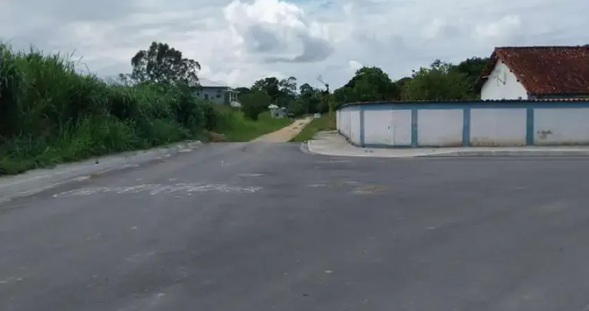 Terreno à venda na Rua Maricá, Jardim Ipitangas, Saquarema