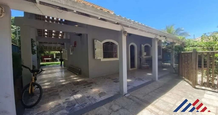 Casa para Venda em Saquarema, Itauna, 3 dormitórios, 2 suítes, 3 banheiros, 1 vaga