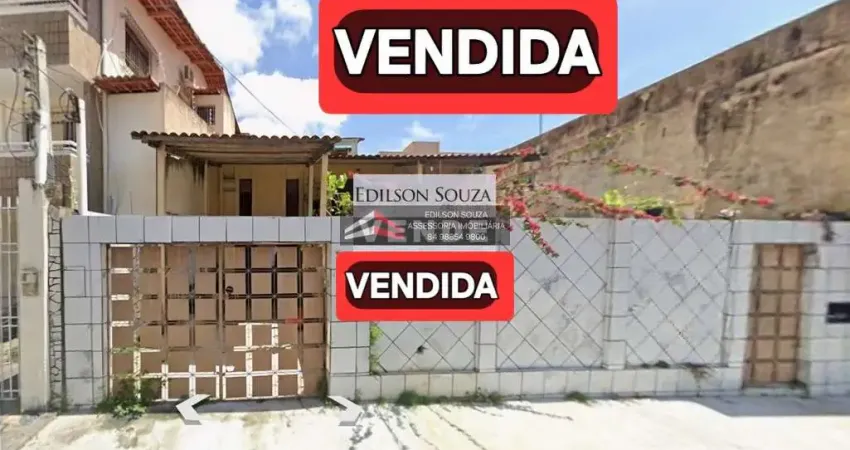 Casa com 3 quartos à venda na Rua Francisca Paula Alves, 650, Barro Vermelho, Natal