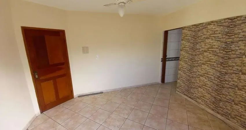 Apartamento de 1 Dormitório com Sacada, 200m do Mar em Guilhermina, Praia Grande