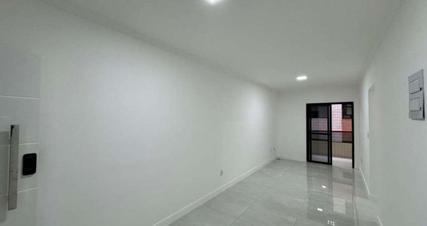 Apartamento na Vila Tupi - OPORTUNIDADE!!!