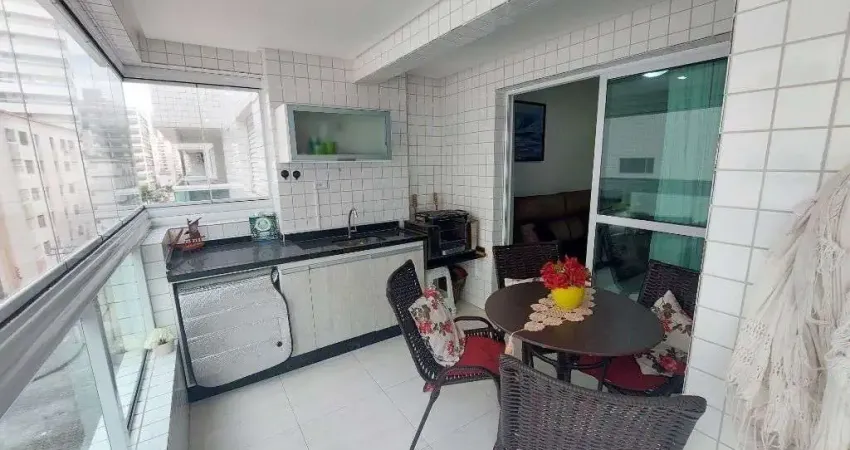 Apartamento de 3 Dormitórios sendo 2 Suítes á 140m da Praia na Aviação - PG!