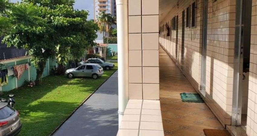 kitnet linda pronta e mobiliada no Canto do Forte em Praia Grande