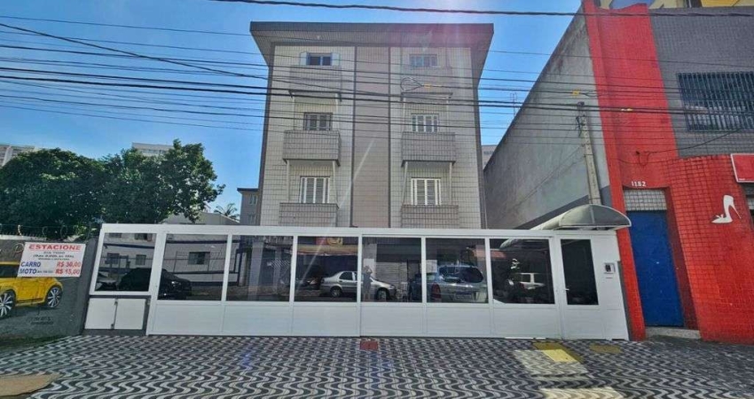 Kitnet no Boqueirão com área de serviço pertinho da praia por 215.000,00