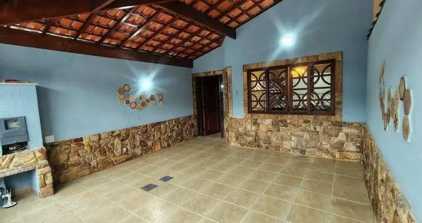 Casa geminada reformada/ 2 dormitórios / 1 suíte no real em praia grande/s.p.