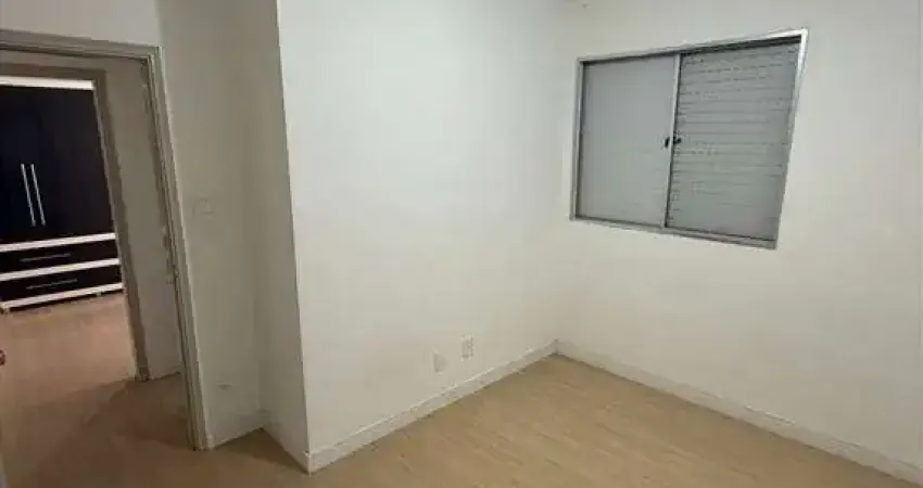 Apartamento de 2 dormitórios -100 metros da praia - guilhermina praia grande