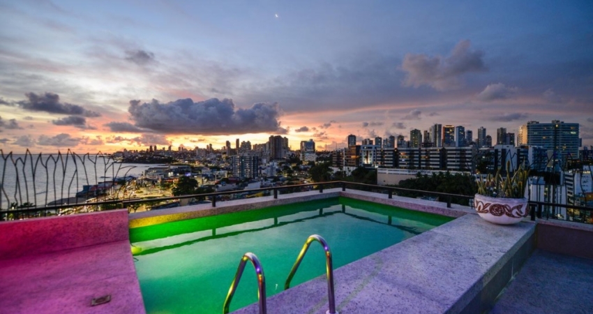 Vendo Cobertura no Rio Vermelho