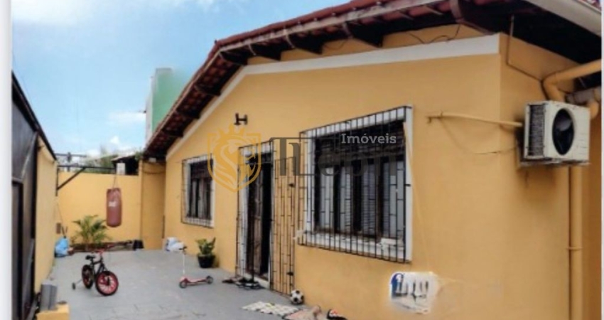 Casa com 3 quartos à venda no IAPI, Salvador 