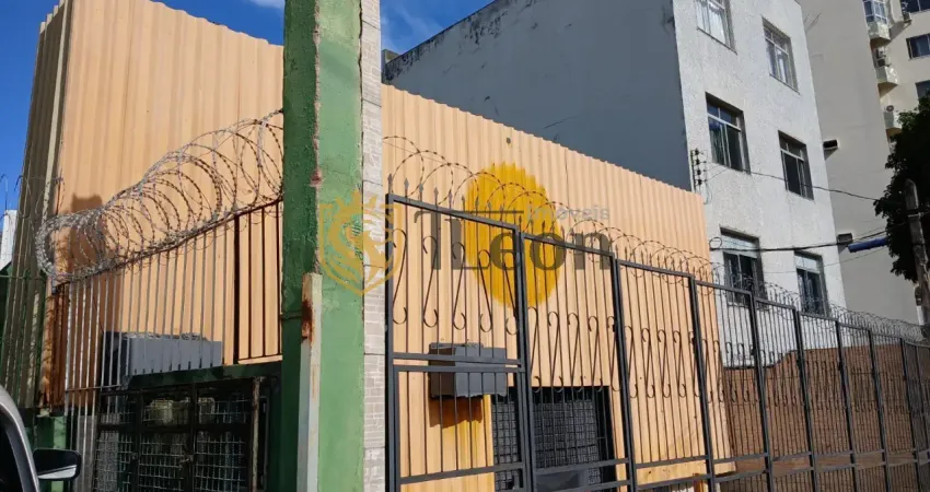 Imóvel com terreno, na ladeira da cruz da redenção. ótimo ponto comercial!!