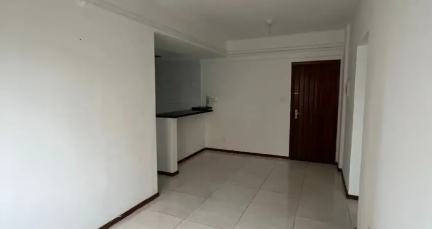 Oportunidade na Pituba apartamento 2/4 com 1 vaga de garagem