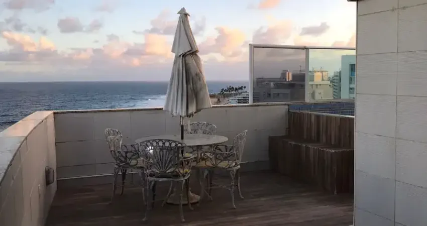 Cobertura duplex em armação 3/4 sendo 2 suites vsta mar total