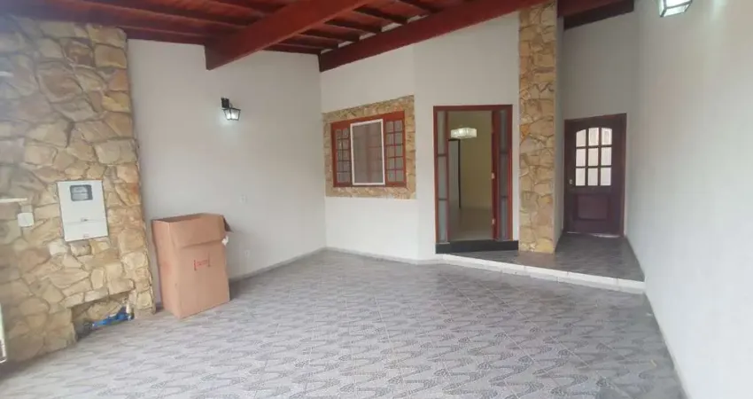 Casa para Venda em Indaiatuba, Jardim do Valle II, 3 dormitórios, 1 suíte, 2 banheiros, 2 vagas