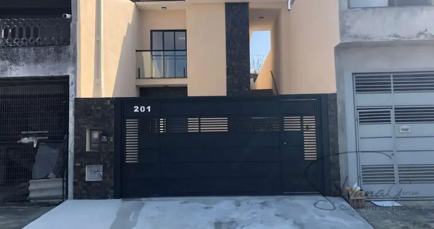 Casa para Venda em Mogi das Cruzes, Residencial Colinas, 4 dormitórios, 1 suíte, 2 banheiros, 2 vagas