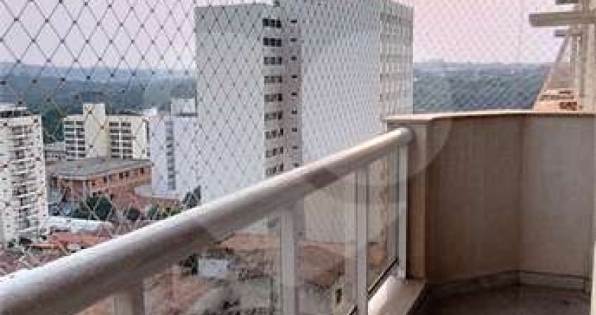 Apartamento com 3 quartos para locação em Centro - SP
