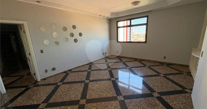 Apartamento com 3 quartos à venda em Centro - SP