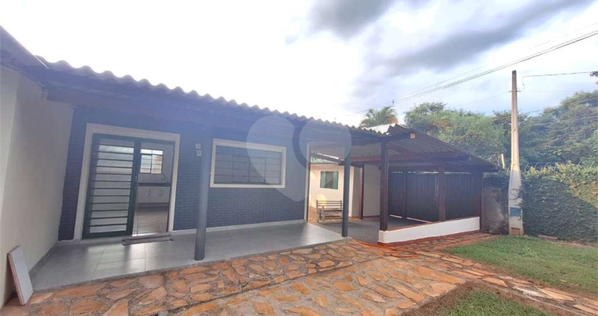 Casa com 2 quartos à venda ou para locação em Santa Rita - SP