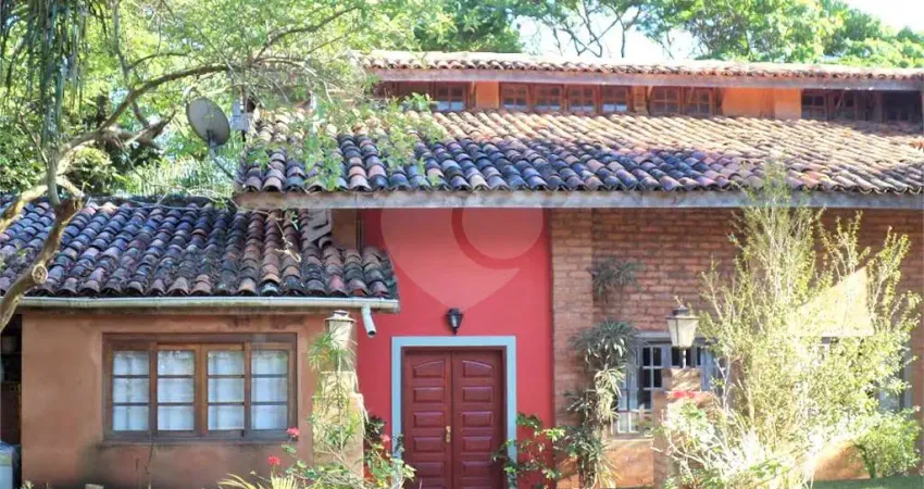 Chácara com 6 quartos à venda em Jardim Nova Iguaçu - SP