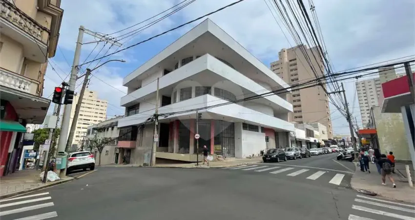 Prédio à venda no Centro, Piracicaba 