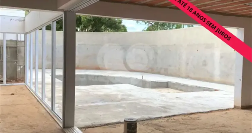 Terreno em condomínio fechado à venda no Centro, São Pedro 