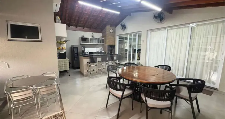 Casa com 3 quartos à venda na Cidade Alta, Piracicaba