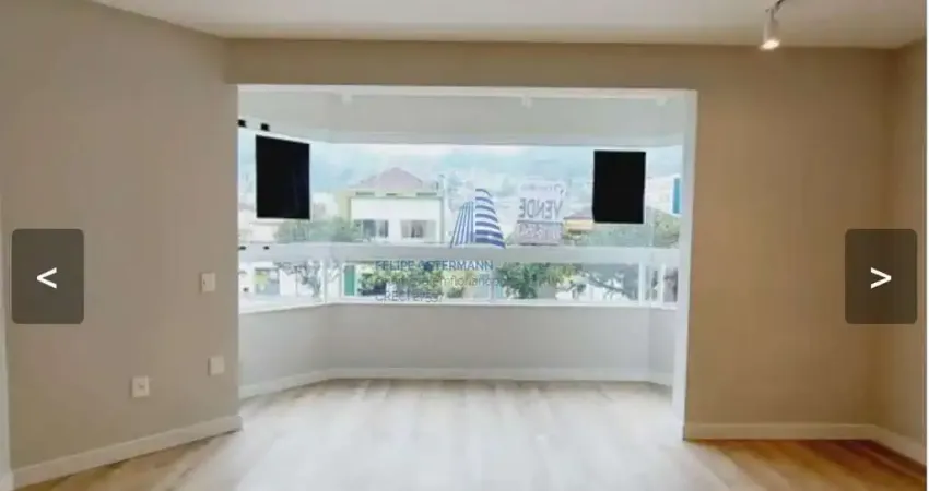 Apartamento em Centro, 3 dormitórios, sacada, suíte, 1 vaga garagem, Florianópolis/SC