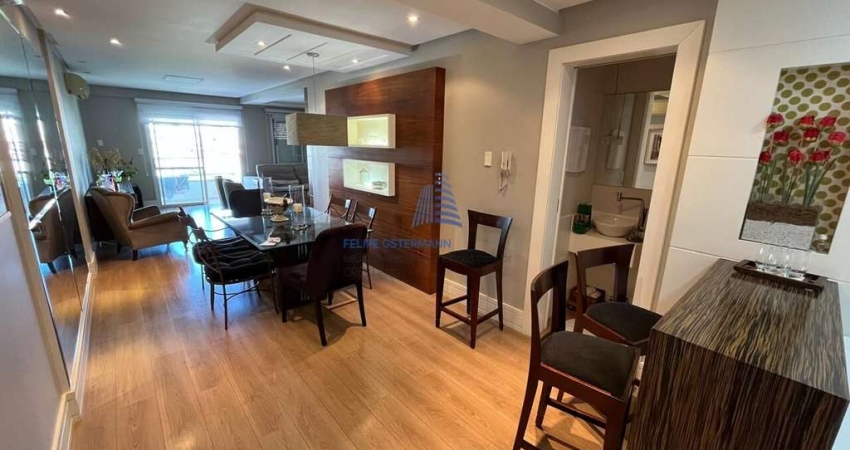 Apartamento de 3 suítes, lavabo, sacada, 3 vagas de garagem, mobiliado